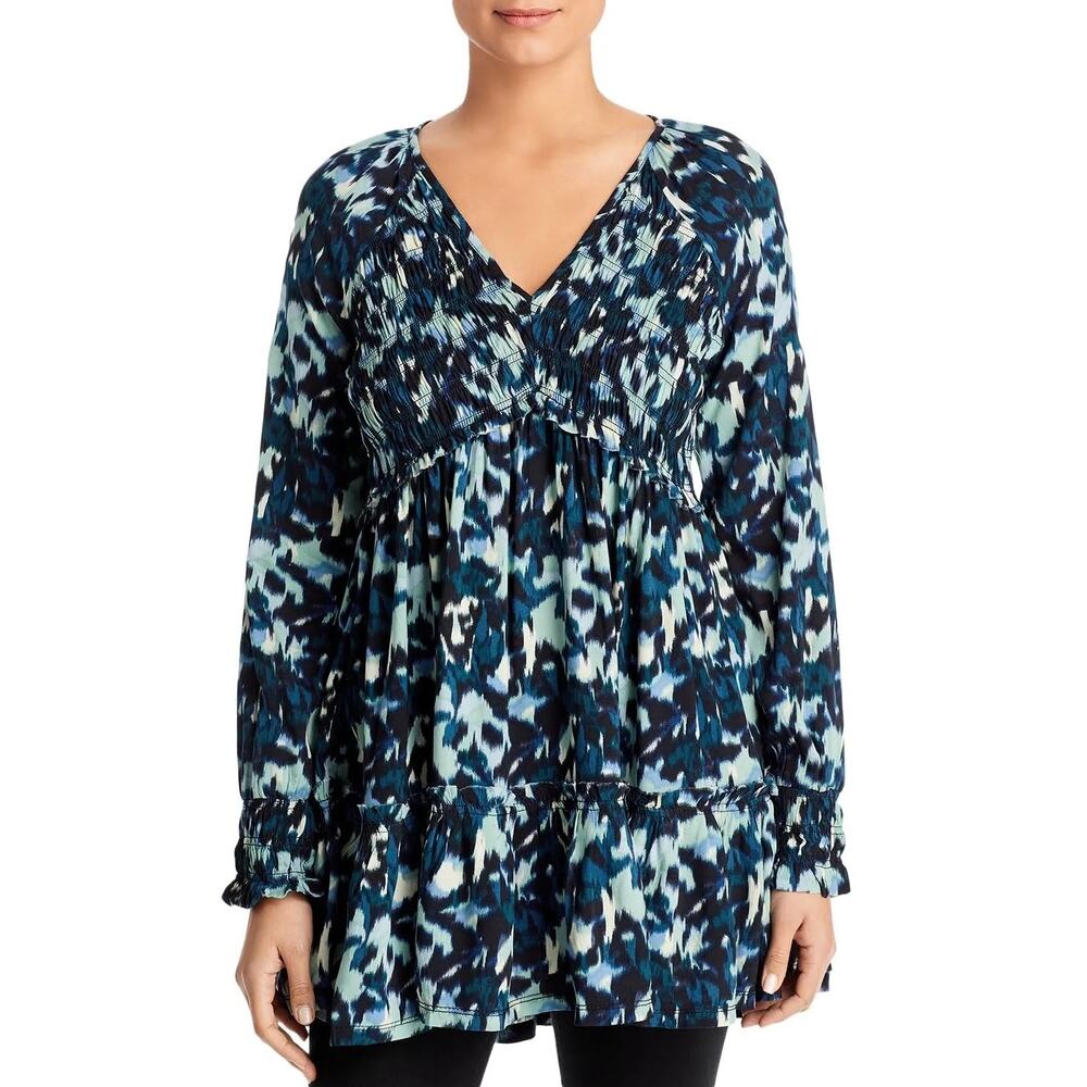 BeachLunchLounge Talia Blue Smocked Tunic Blouse - Size Small - Long Sleeves